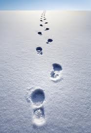 footprints-snow.jpg