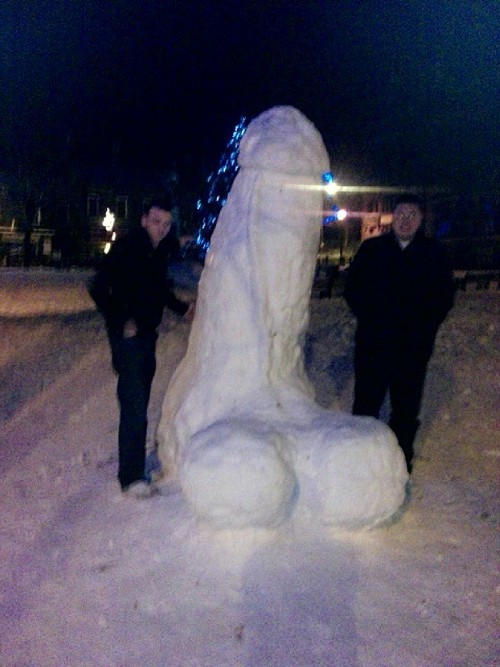 snow-penis.jpg