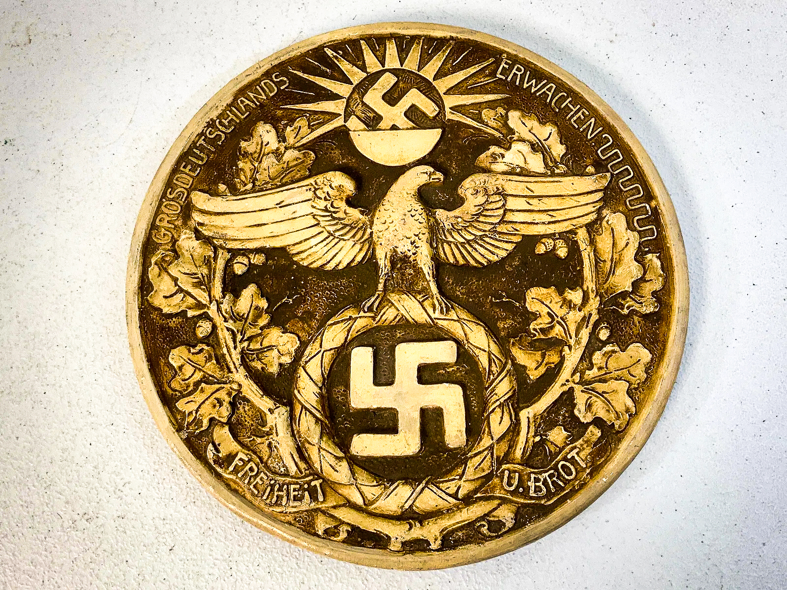 Sale of Nazi Memorabilia by Beachwood Auctions Draws Criticism