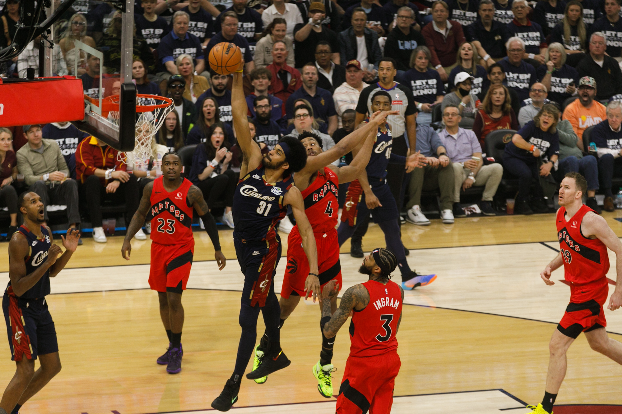 Photos: The Cavaliers Opened Their 2026 NBA Playoffs with a Win Against the Raptors