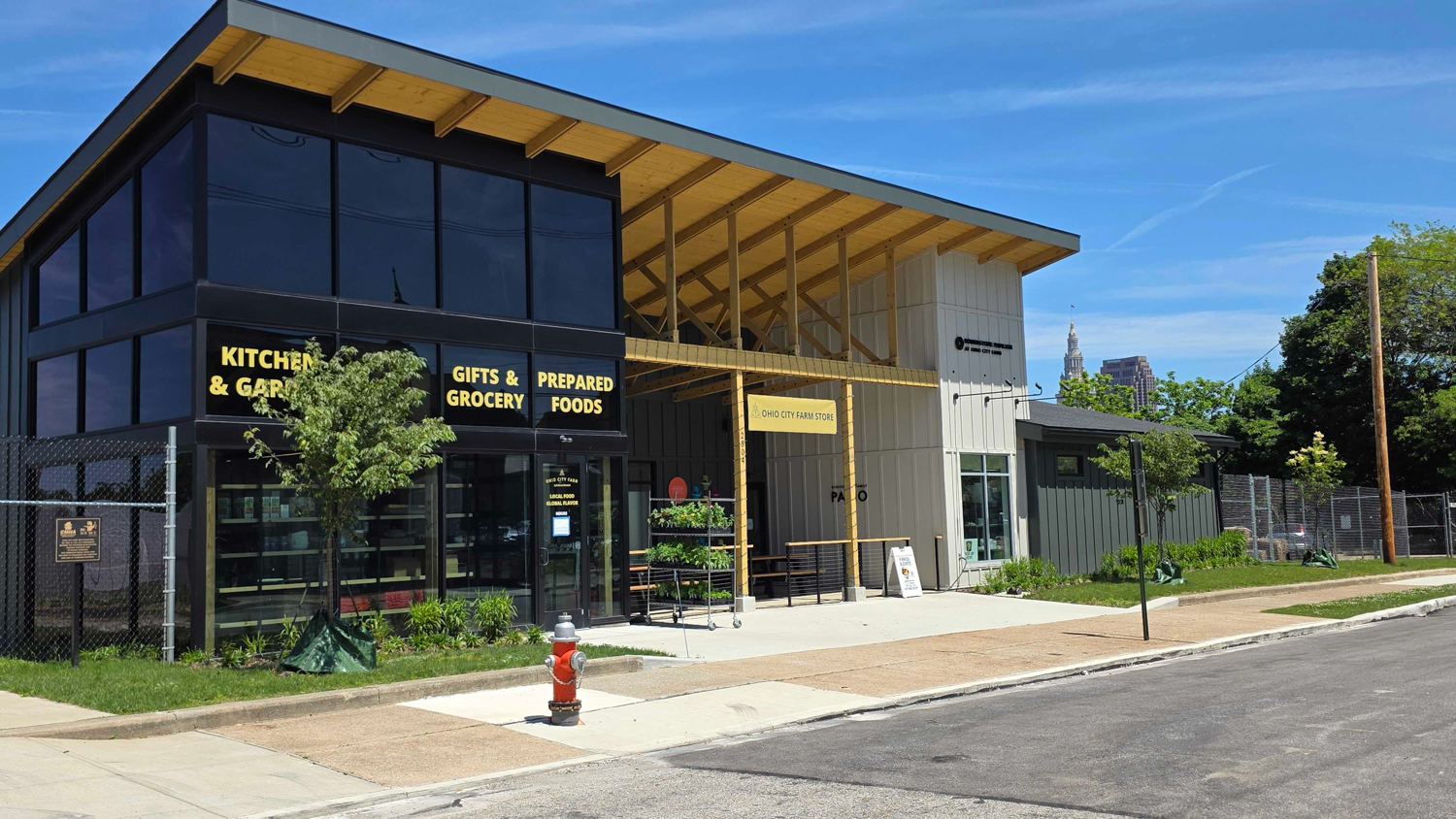 New Ohio City Farm Store Now Open