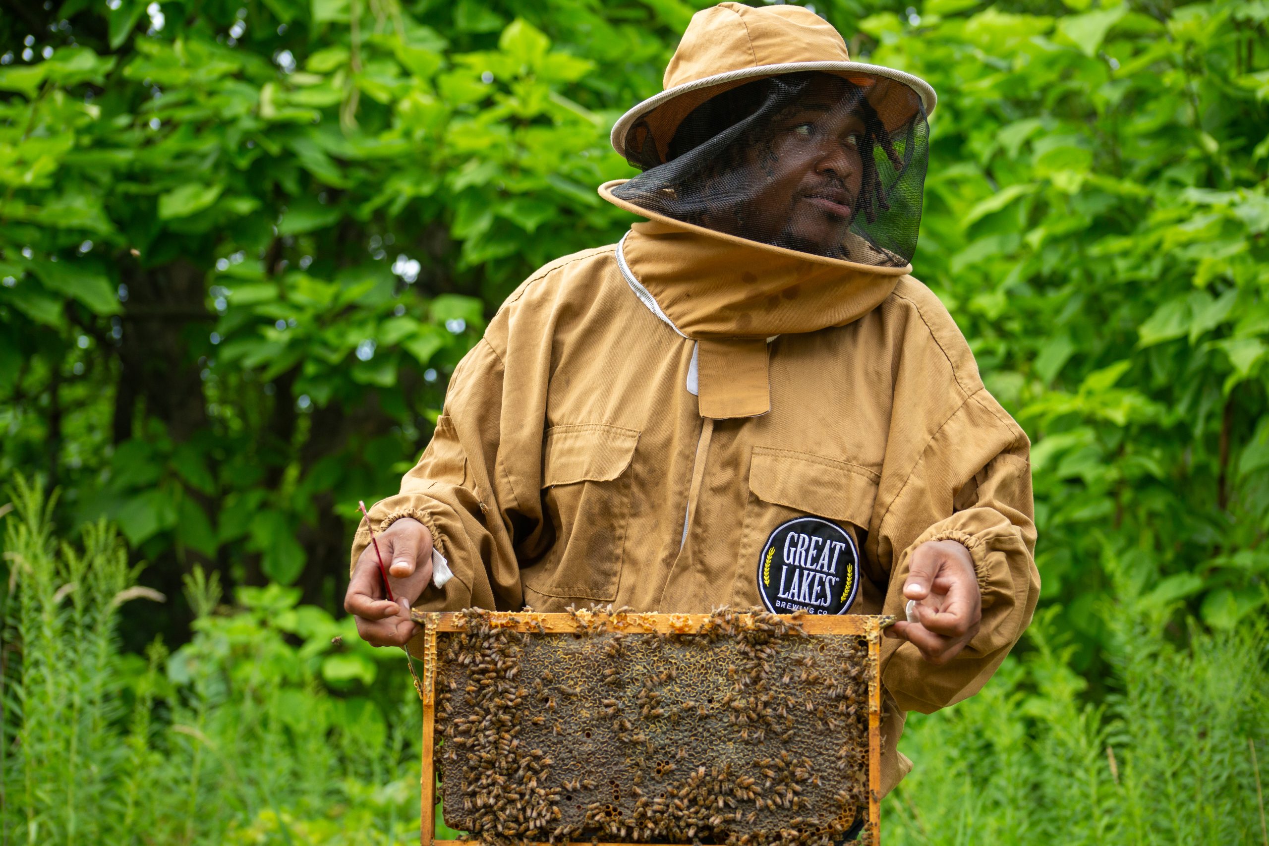 With Hood Honey, Trey Williams Builds Community Connection in Mount Pleasant With Urban Beekeeping